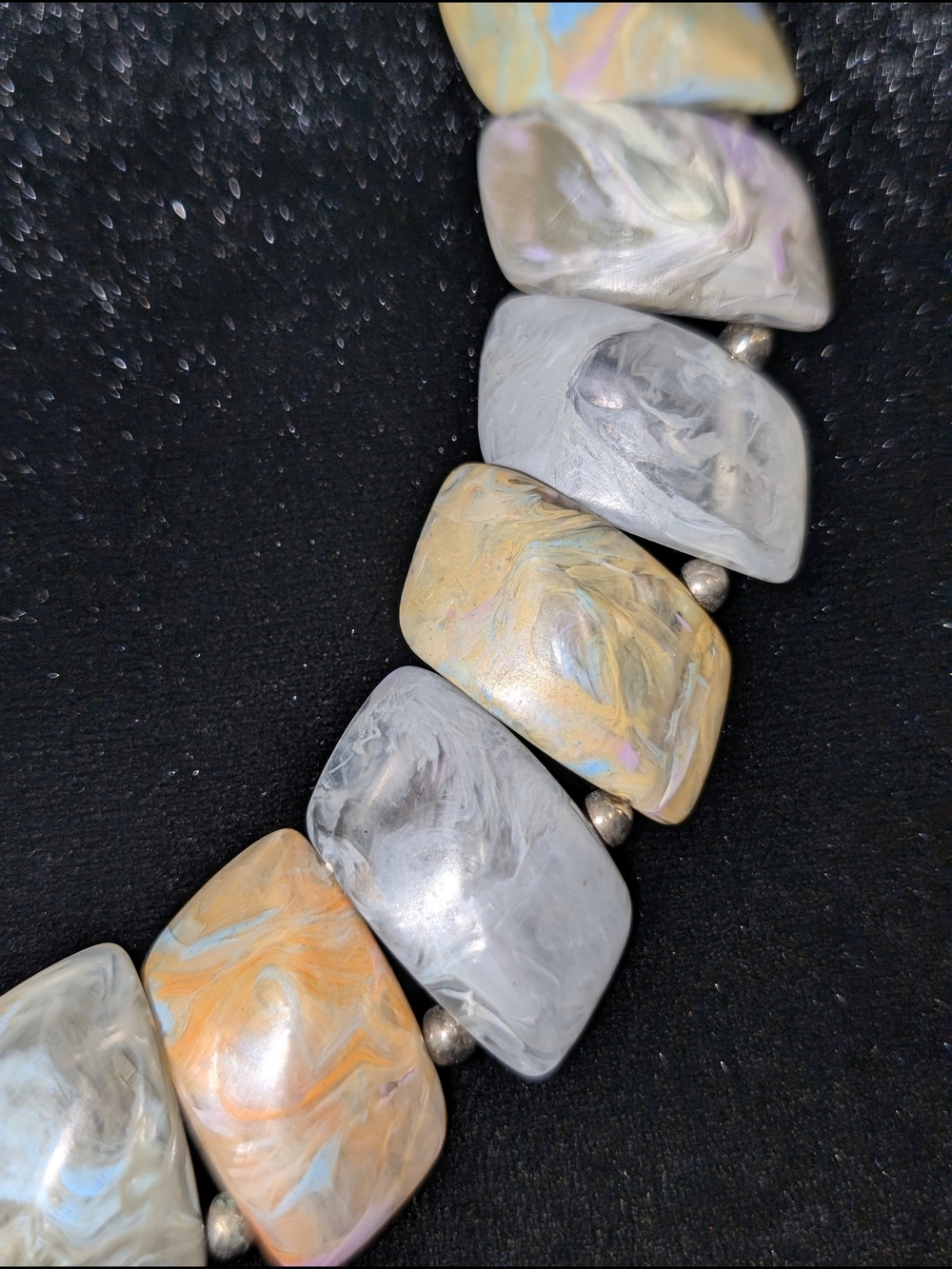 Multicolor Marbled Resin Faux Angled Stone Statement Choker Round Necklace - Picture 6 of 10